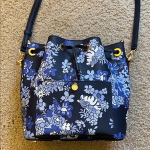 Michael Kors Bucket Bag